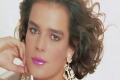Το απόλυτο ΣΟΚ: Δείτε πώς είναι σήμερα η Στεφανί του Μονακό και δεν θα πιστεύετε στα μάτια σας! [photos]