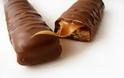 Φτιάξτε ΜΟΝΟΙ την αγαπημένη σας σοκολάτα Twix! [video]