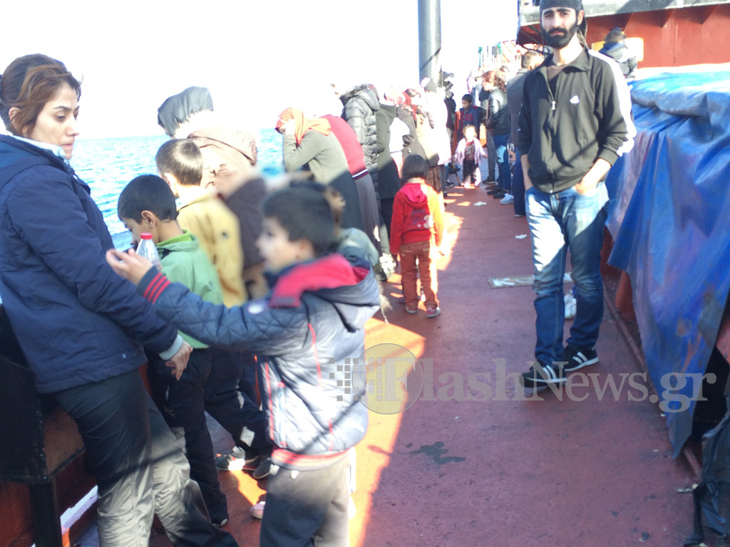 Γιγαντιαία επιχείρηση για τους μετανάστες στην Ιεράπετρα... [photos] - Φωτογραφία 6