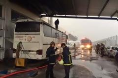 Πήρε φωτιά η αντιπροσωπεία της Mercedes στο Αγρίνιο