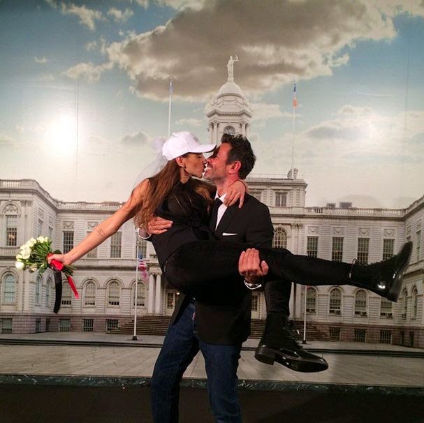 Γνωστός Έλληνας ηθοποιός παντρεύτηκε την αγαπημένη του στη Νέα Υόρκη [photos] - Φωτογραφία 2