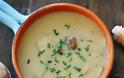 Η συνταγή της ημέρας: Σούπα αυγολέμονο με κρεμμύδια και μανιτάρια