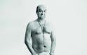 Ποιοι επώνυμοι φωτογραφήθηκαν γυμνοί για την καμπάνια κατά του AIDS - Φωτογραφία 12