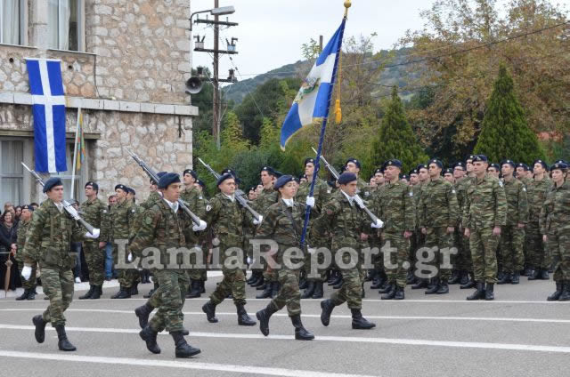 Ορκωμοσία 2014 ΣΤ΄ ΕΣΣΟ στο ΚΕΥΠ - Πλημμύρισε από κόσμο η Λαμία (ΒΙΝΤΕΟ - ΦΩΤΟ) - Φωτογραφία 18