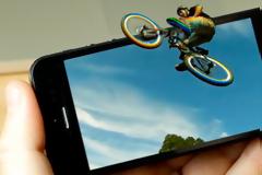Η Apple προσλαμβάνει εμπειρογνώμονες στην εικονική πραγματικότητα