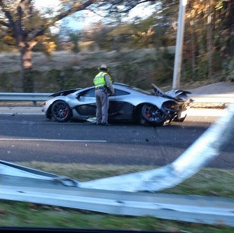 Έδωσε μια περιουσία για μία McLaren και την κατέστρεψε μέσα σε 24 ώρες - Φωτογραφία 3