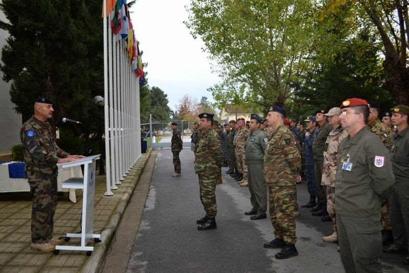 Παρασημοφόρη 63 στελεχών του Ευρωπαϊκού Στρατηγείου Λάρισας (ΕΣΕΕΕ) - Φωτογραφία 3