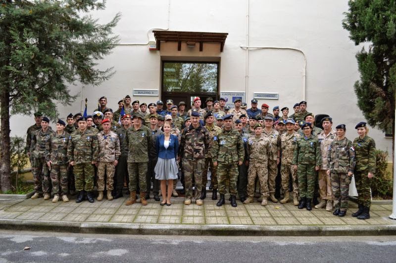 Παρασημοφόρη 63 στελεχών του Ευρωπαϊκού Στρατηγείου Λάρισας (ΕΣΕΕΕ) - Φωτογραφία 7