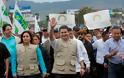 Πορεία διαμαρτυρίας στην Ονδούρα με επικεφαλής... τον πρόεδρο - Φωτογραφία 1