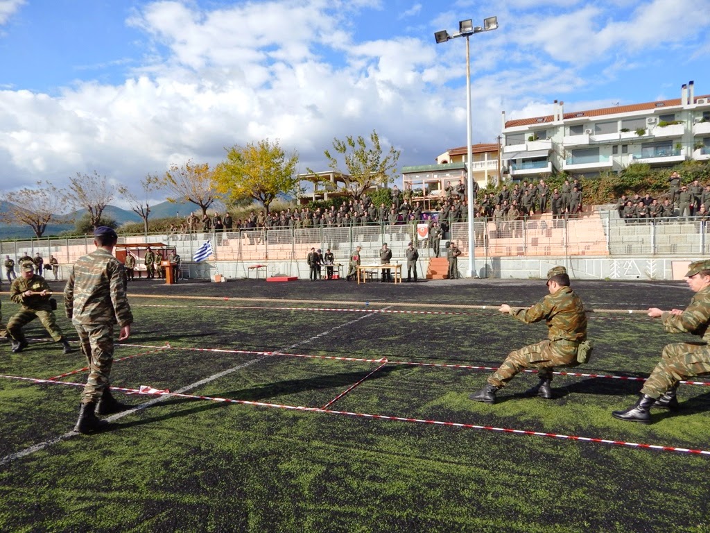 Τελετή Αποφοίτησης Μόνιμων Λοχιών Διοικητικών ΣΜΥ 2014 του Τμήματος Μονίμων Υπαξιωματικών της ΣΠΖ - Φωτογραφία 7