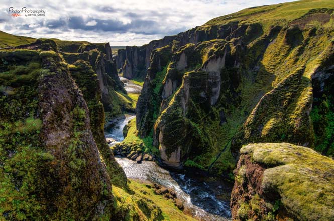 Fjaðrárgljúfur: Ένα από τα ομορφότερα φαράγγια στον κόσμο [photos] - Φωτογραφία 2