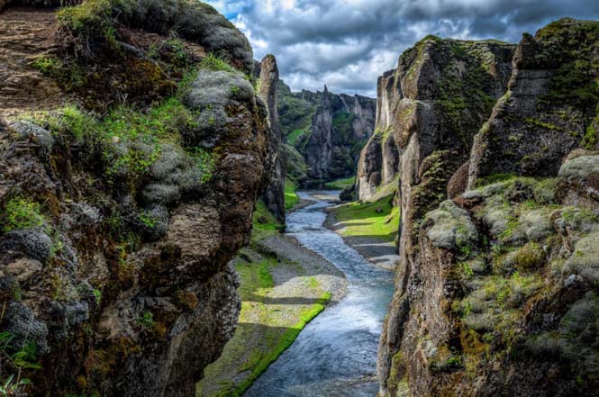 Fjaðrárgljúfur: Ένα από τα ομορφότερα φαράγγια στον κόσμο [photos] - Φωτογραφία 4