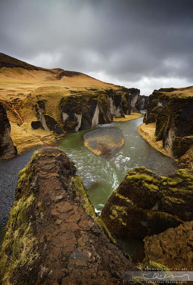 Fjaðrárgljúfur: Ένα από τα ομορφότερα φαράγγια στον κόσμο [photos] - Φωτογραφία 6