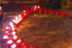 Κεράκια στην πλατεία Αριστοτέλους για την Παγκόσμια Ημέρα κατά του AIDS [video]