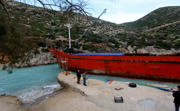 ΜΥΣΤΗΡΙΟ στη Ζάκυνθο: Ποιος παράτησε αυτό το φορτηγό πλοίο μέσα στην μέση της παραλίας; Κανένα ίχνος από τον καπετάνιο! [Photos] - Φωτογραφία 5