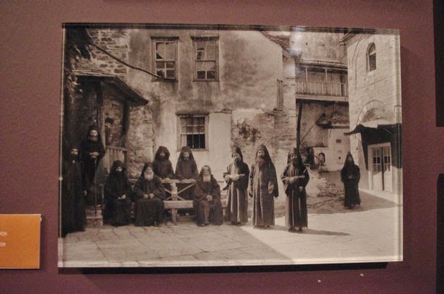 5670 - Ένα μοναδικό καλειδοσκόπιο του Αγίου Όρους - Φωτογραφία 5