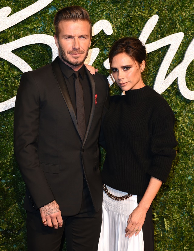 H Victoria Beckham αφιέρωσε το βραβείο της στον David! [photos] - Φωτογραφία 3