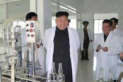 Βόρεια Κορέα: Οι ΗΠΑ «ψεκάζουν» με Έμπολα