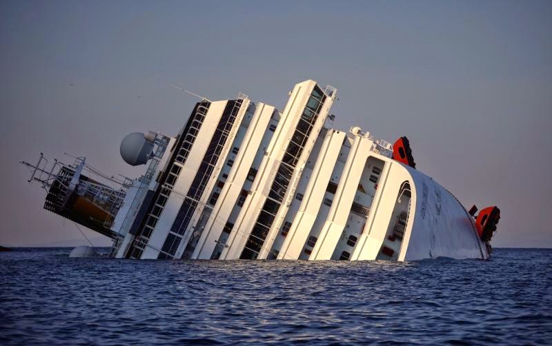 Πλοίαρχος Costa Concordia: Δεν πήγα το πλοίο στα αβαθή για να εντυπωσιάσω τη χορεύτρια - Φωτογραφία 1