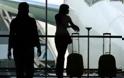 Στοιχεία σοκ: Το 60% των Ελλήνων θέλει να μετακομίσει στο εξωτερικό