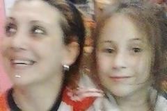 ΠΡΟΣΟΧΗ ΣΚΛΗΡΕΣ ΕΙΚΟΝΕΣ: Την ξυλοκόπησαν μπροστά στην κόρη της επειδή φορούσε μπλούζα της Ρίβερ