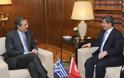 Για τις ελληνοτουρκικές σχέσεις συζήτησαν Σαμαράς-Νταβούτογλου