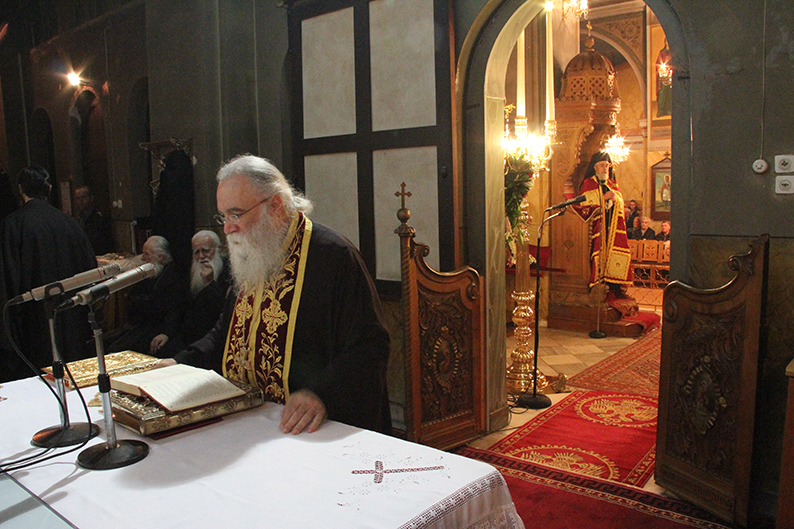 Ο Μητροπολίτης Φωκίδος στον Ι. Ναό Αγίου Νικολάου Αμφίσσης - Φωτογραφία 5