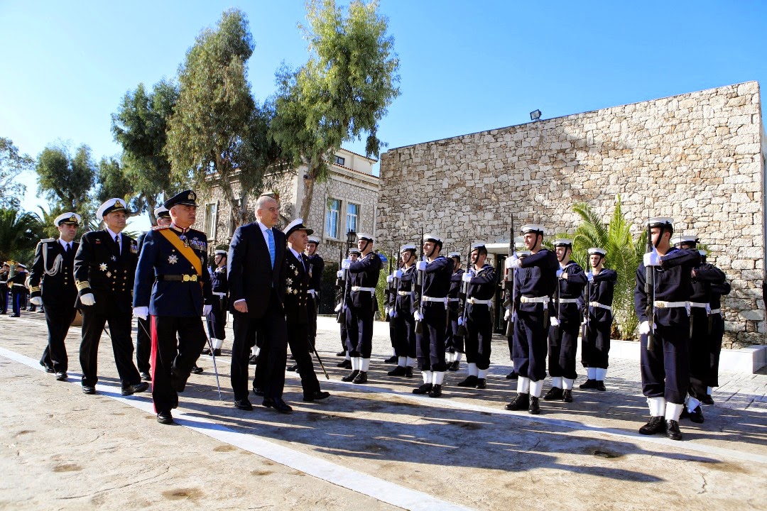 Παρουσία ΥΕΘΑ Νίκου Δένδια στον εορτασμό του Προστάτη του Πολεμικού Ναυτικού Aγ. Νικόλαου στη ΣΝΔ - Φωτογραφία 2