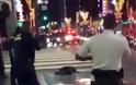 Νεκρός από αστυνομικά πυρά στο κέντρο του Λος Άντζελες [video] - Φωτογραφία 2