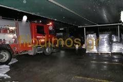 Αίγιο: Στις φλόγες το εργοστάσιο Αχαϊκά Πλαστικά - Καταστράφηκε το τμήμα αναγέννησης