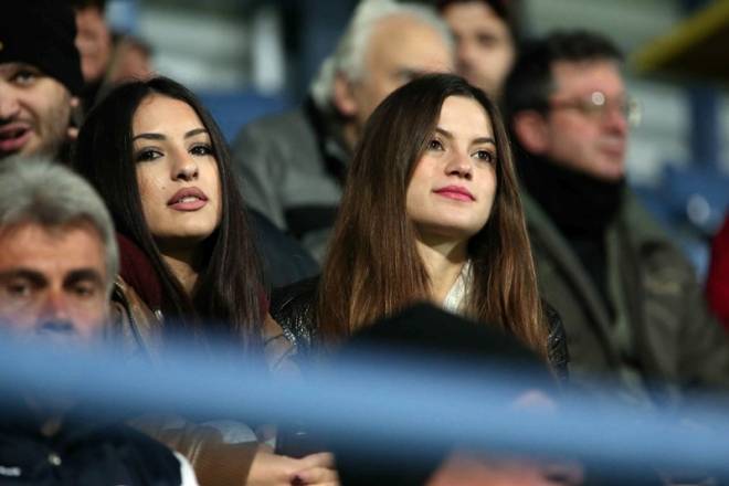 ΟΙ... ΟΜΟΡΦΙΕΣ ΤΗΣ 13ης ΑΓ. ΤΗΣ SUPER LEAGUE! (PHOTOS) - Φωτογραφία 5