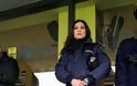 Δείτε την πανέμορφη Ελληνίδα αστυνομικό που έκλεψε την παράσταση στο γήπεδο με τα κάλλη της! [photo] - Φωτογραφία 2