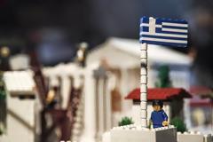 Η Ακρόπολη αλλιώς: Ο Ιερός Βράχος και τα Γλυπτά του Παρθενώνα με 120.000 τουβλάκια Lego [photos]
