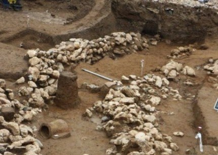 Αποκαλύφθηκε αρχαίος οικισμός στον Πλαταμώνα - Φωτογραφία 1