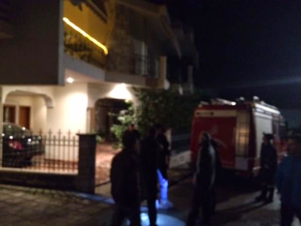 Αγρίνιο: Γκαζάκια στο σπίτι του βοηθού Γενικού Αστυνομικού Διευθυντή της Περιφέρειας - Φωτογραφία 3