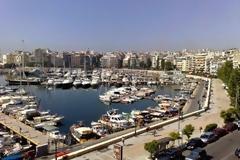 Eμειναν με το Στόμα Ανοιχτό: Δείτε τι έφτασε στη μαρίνα Ζέας και εντυπωσίασε τους ΠΑΝΤΕΣ! [photos]