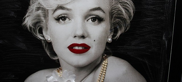 5 πράγματα που αντιγράφουμε από τη Marilyn αυτά τα Χριστούγεννα! - Φωτογραφία 6