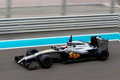 Η νέα McLaren με μοτέρ Honda στην πίστα