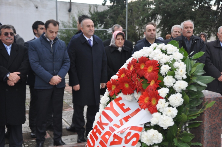 Ο εξευτελισμός του ελληνικού κράτους στη Θράκη από τον υποστηρικτή των δολοφόνων τζιχαντιστών, Τσαβούσογλου - Φωτογραφία 3