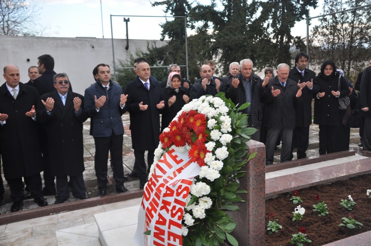 Ο εξευτελισμός του ελληνικού κράτους στη Θράκη από τον υποστηρικτή των δολοφόνων τζιχαντιστών, Τσαβούσογλου - Φωτογραφία 4
