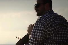 Αυτό είναι το νέο videoclip που σαρώνει το διαδίκτυο... [photos+video]