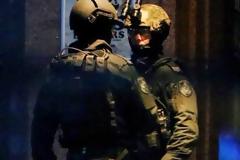 Ιμάμης από το Ιράν ο δράστης που κρατά δεκάδες ομήρους στο Σίδνεϊ - Δείτε τον [video + photos]