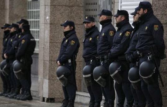 Ισπανία: 30 συλλήψεις οργανωμένων της Ατλέτικο για τη δολοφονία οπαδού της Λα Κορούνια - Φωτογραφία 1