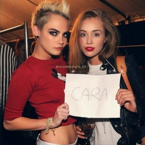 Η πιο περίεργη φωτογραφία της Miley Cyrus και της Cara Delevingne! - Φωτογραφία 2
