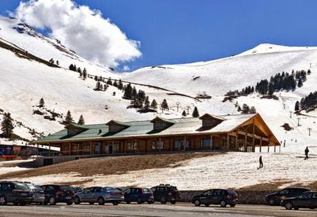 Ανοίγει αυτή την Παρασκευή το σαλέ του Χιονοδρομικού Κέντρου στα Καλάβρυτα - Φωτογραφία 1