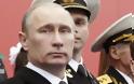 Η Ρωσία σε κρίση: Το ρούβλι καταρρέει, ο Πούτιν «βλέπει» κερδοσκοπία και οι Ρώσοι απαντούν με μαύρο χιούμορ