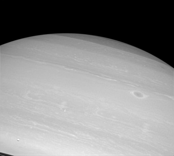 Νέες εκπληκτικές φωτογραφίες του Κρόνου από το Cassini - Φωτογραφία 3