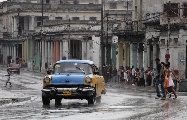 FT : Γιατί ο Ομπάμα άναψε το ...πούρο της ειρήνης με την Κούβα - Φωτογραφία 1