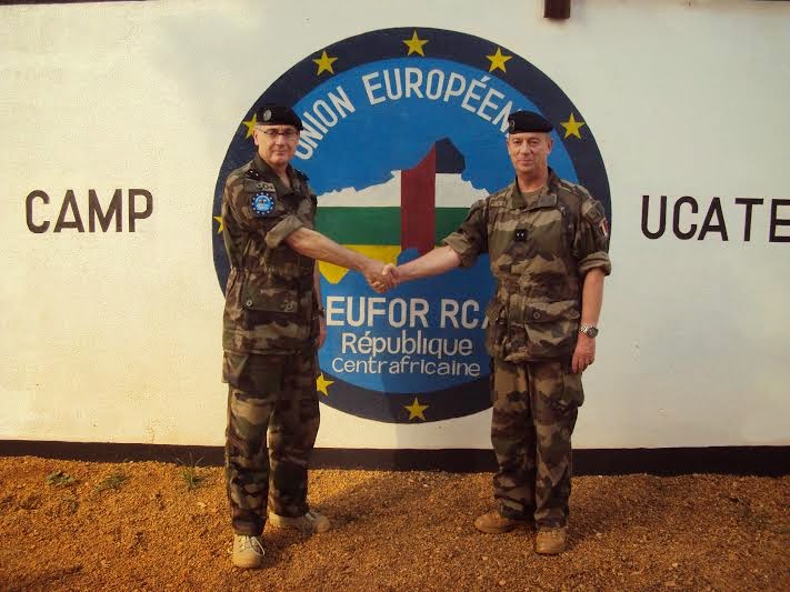 Αλλαγή Διοικήσεως των Δυνάμεων της EUFOR RCA στο Bangui - Φωτογραφία 1