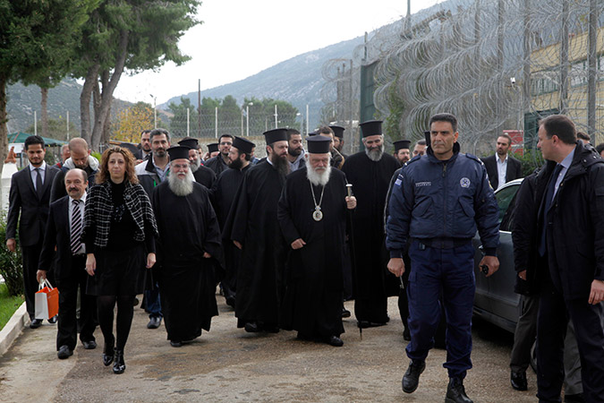 Στις φυλακές ανηλίκων Αυλώνα ο Αρχιεπίσκοπος Ιερώνυμος [photos] - Φωτογραφία 6